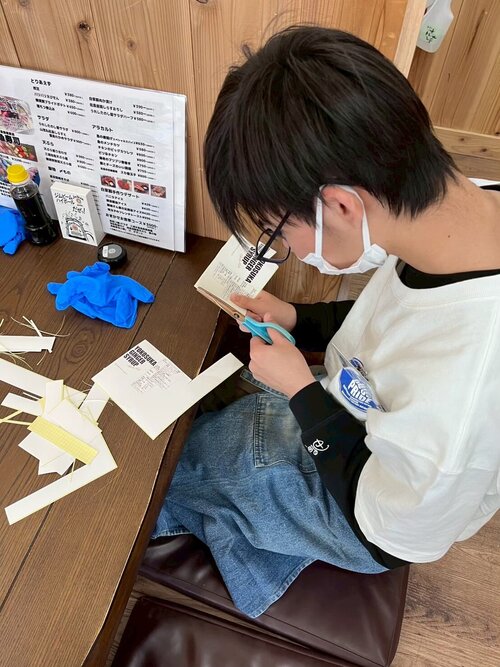 LINE_ALBUM_うれしたのし屋_250530_1.jpg